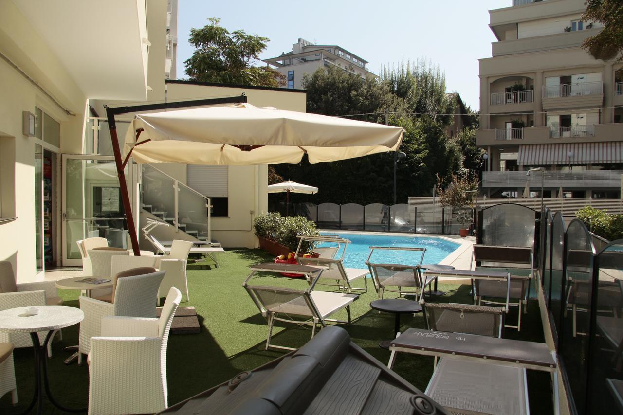 Hotel Bellevue Каттоліка Екстер'єр фото